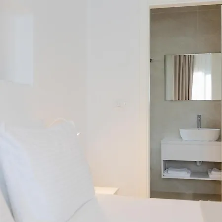 Harmony Hotel 4*