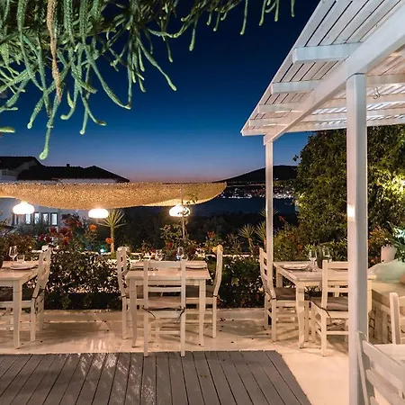 Harmony 4* Saranda